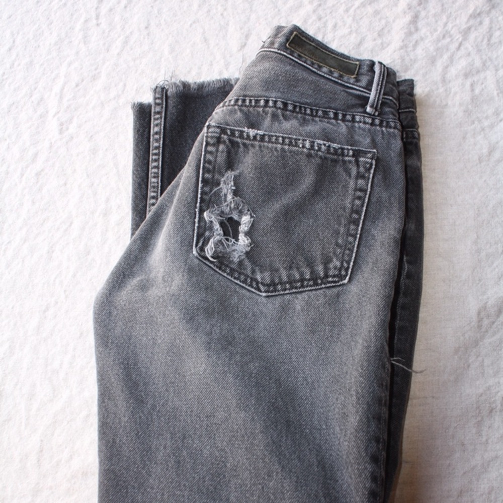 GRLFRND Karolina distressed denim